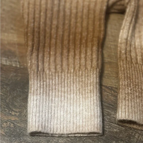 Aerie Offline Cozy Cropped Hooded Sweater - Picture 7 of 8